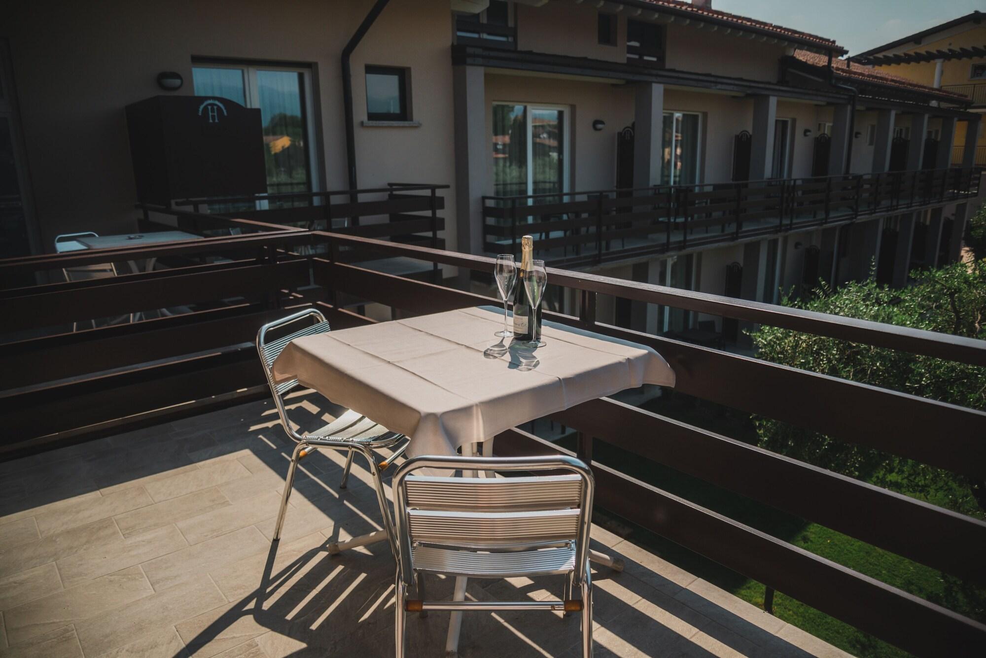 מנרבה דל גארדה Spa Hotel Splendid Sole מראה חיצוני תמונה