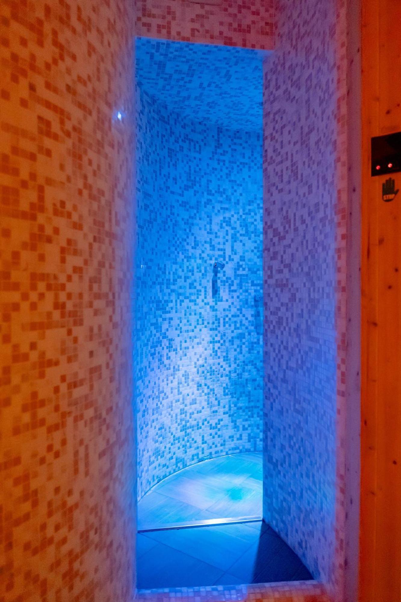 מנרבה דל גארדה Spa Hotel Splendid Sole מראה חיצוני תמונה